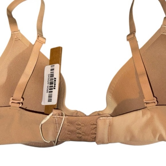 NWT SKIMS Fits Everybody Clay Scoop Plunge Bra Size 32B - Picture 8 of 13